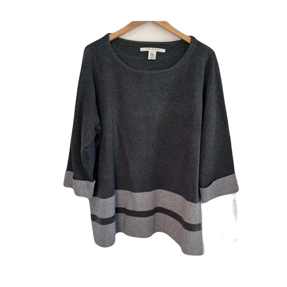 Max Studio Woman 2X Black Gray Striped Sweater Minimalist Neutral Cozy